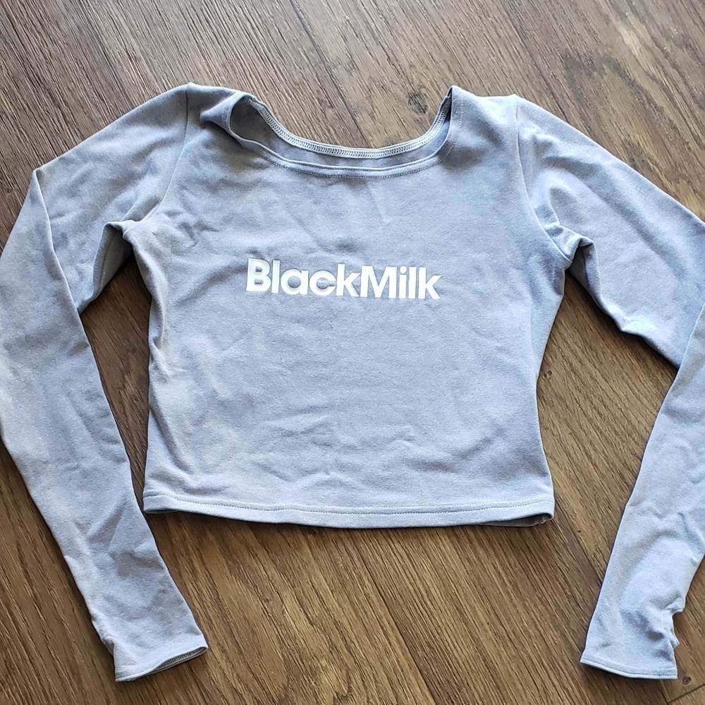 Black Milk long sleeve studio crop